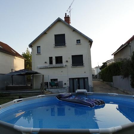 Appartementy Coco Guilbeau Μπουρζ Εξωτερικό φωτογραφία